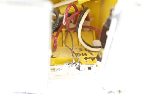 copper wire in electrical box|light box with bare copper wire.